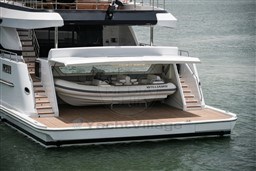 GULF CRAFT - MAJESTY 120 - exteriors