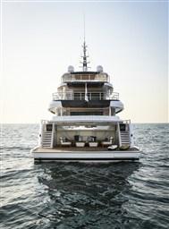 GULF CRAFT - MAJESTY 120 - exteriors