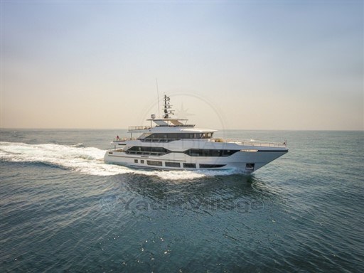 GULF CRAFT - MAJESTY 120 - exteriors