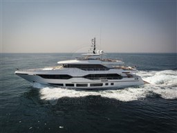 GULF CRAFT - MAJESTY 120 - exteriors