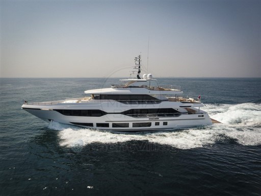 GULF CRAFT - MAJESTY 120 - exteriors