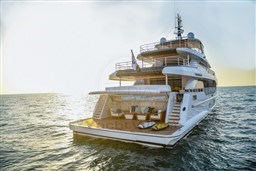 GULF CRAFT - MAJESTY 120 - exteriors