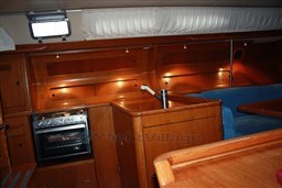 CANTIERE DEL PARDO - GRAND SOLEIL 42 - interiors