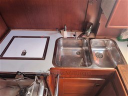 HALLBERG RASSY - HALLBERG RASSY 42 - interiors