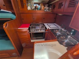 HALLBERG RASSY - HALLBERG RASSY 42 - interiors