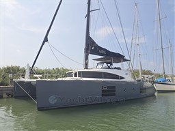 C.N.CATAMARAN CENTER - NYX 565 - exteriors