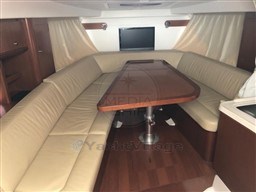 BENETEAU - GRAN TURISMO 34 - interiors