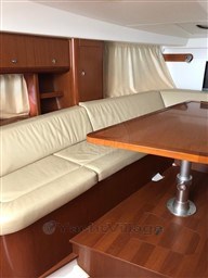 BENETEAU - GRAN TURISMO 34 - interiors