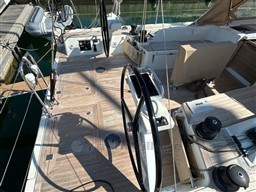 SOLARIS YACHTS - SOLARIS 44 - exteriors