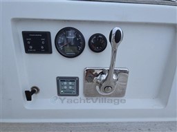 SOLARIS YACHTS - SOLARIS 44 - electronic