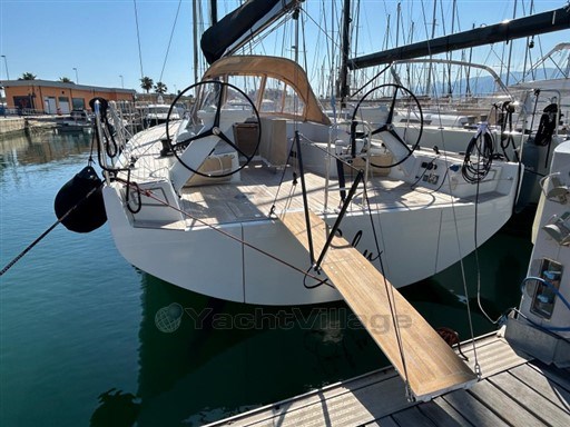 SOLARIS YACHTS - SOLARIS 44 - exteriors