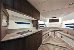 GULF CRAFT - ORYX 379 - interiors