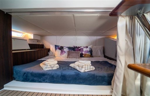 GULF CRAFT - ORYX 379 - interiors