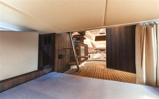 GULF CRAFT - ORYX 379 - interiors