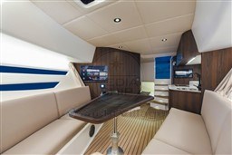 GULF CRAFT - ORYX 379 - interiors