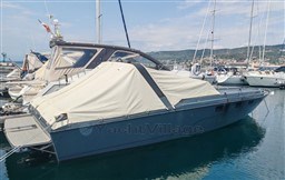 GLASTRON - GLASTRON LA RAYA - exteriors