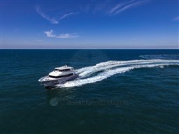 GULF CRAFT - NOMAD 75 SUV - exteriors