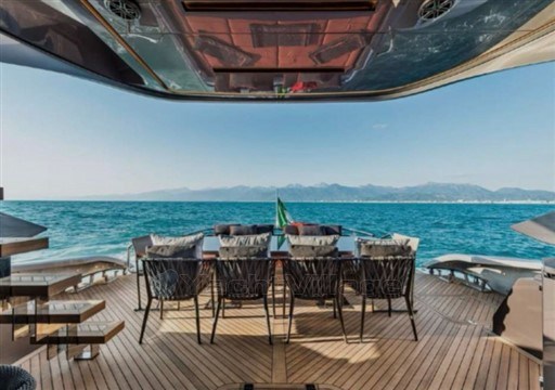 AB YACHTS - AB 80 - exteriors