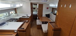 JEANNEAU - SUN ODYSSEY 440 - interiors
