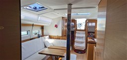 JEANNEAU - SUN ODYSSEY 440 - interiors