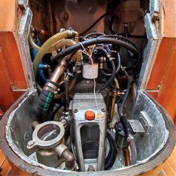 COMAR YACHTS - COMET 41S - motors