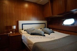 CANTIERI NAVALI DEL TIGULLIO - CASTAGNOLA YACHT - CASTAGNOLA 26 - interiors