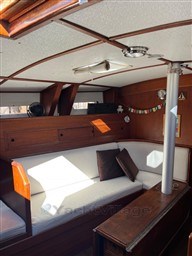 OYSTER MARINE - OYSTER 39 - interiors