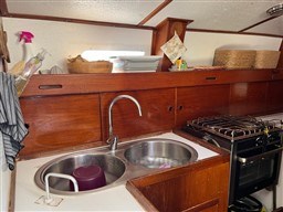 OYSTER MARINE - OYSTER 39 - interiors