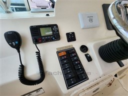 PURSUIT - PURSUIT SF 345 DRUMMOND SPORTFISH - electronic