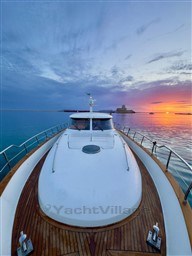 RIVIERA YACHT - ALASKA 50 - exteriors