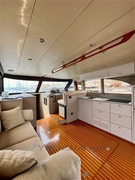 RIVIERA YACHT - ALASKA 50 - interiors