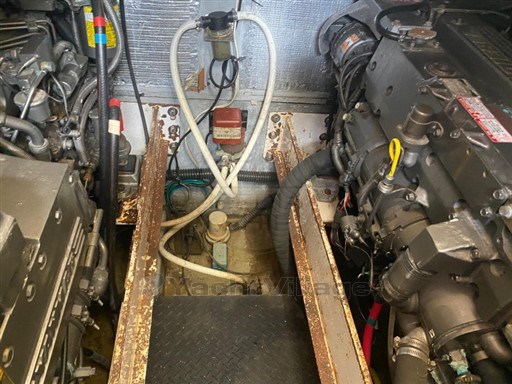 SILVERTON - SILVERTON 38 - motors