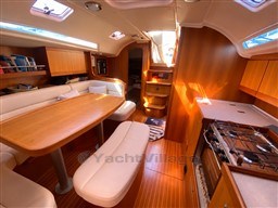 COMAR YACHTS - COMET 41S - interiors