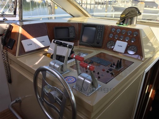 FERRETTI - FERRETTI 150 - interiors