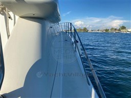 UNIESSE - UNIESSE 48 FLY - exteriors