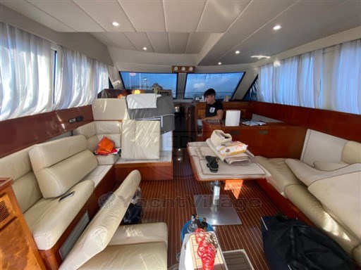 UNIESSE - UNIESSE 48 FLY - interiors
