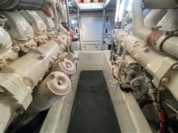 UNIESSE - UNIESSE 48 FLY - motors