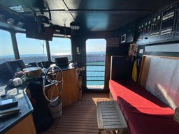 GLOBE IRON WORKS - RIMORCHIATORE 22,60 MT - interiors