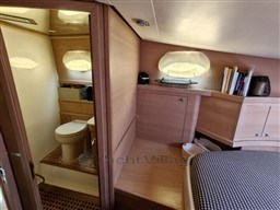 WAYYACHTS - WAKE 46 - interiors