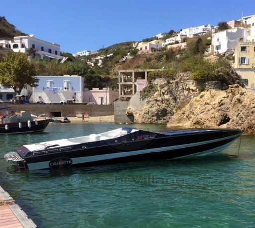 Cigarette R.t. Cigarette 38 Top Gun