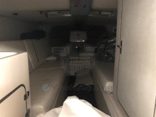 CIGARETTE - CIGARETTE 38 TOP GUN - interiors