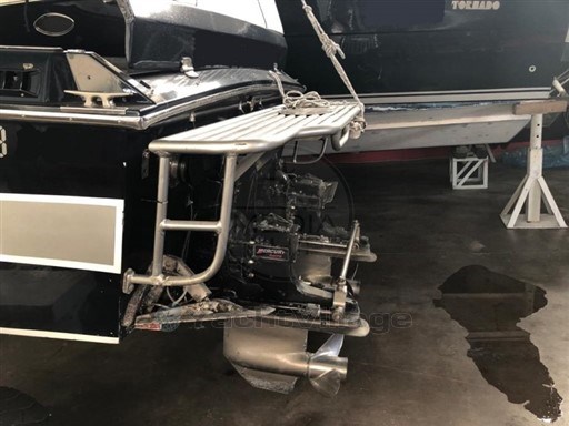 CIGARETTE - CIGARETTE 38 TOP GUN - exteriors