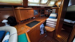 JEANNEAU - SUN ODYSSEY 49 - interiors