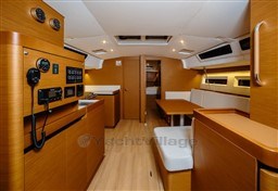 JEANNEAU - SUN ODYSSEY 490 - interiors