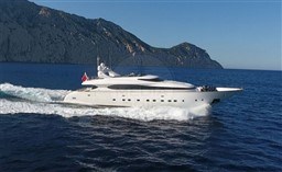 FIPA - MAIORA 31 DP FLY - exteriors