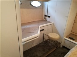 SUNSEEKER - PREDATOR 68 - interiors