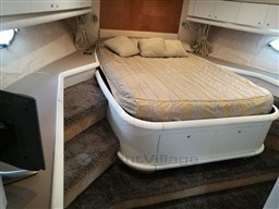 SUNSEEKER - PREDATOR 68 - interiors