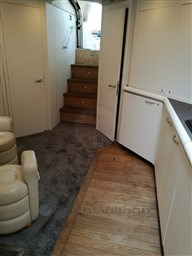 SUNSEEKER - PREDATOR 68 - interiors