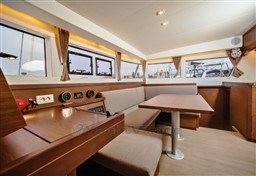 LAGOON YACHTS - LAGOON 40 - interiors