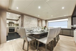 GULF CRAFT - NOMAD 95 SUV - interiors